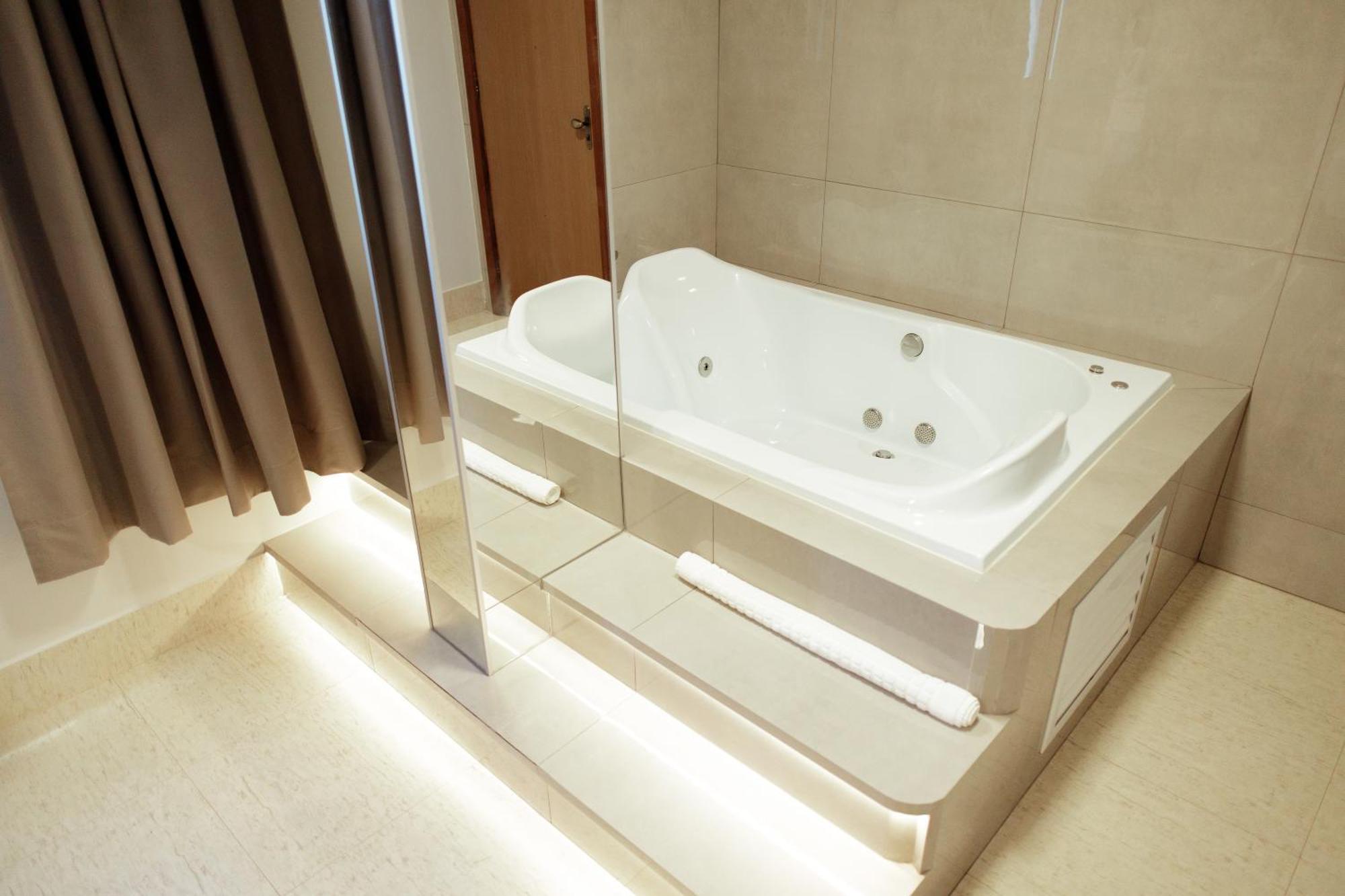 Roma Hotel By H Hoteis - Airport Núcleo Bandeirante 외부 사진